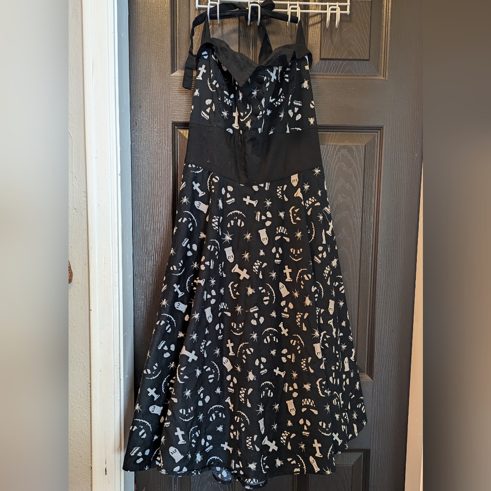 Hell Bunny 4x Spooky Cemetery Dress